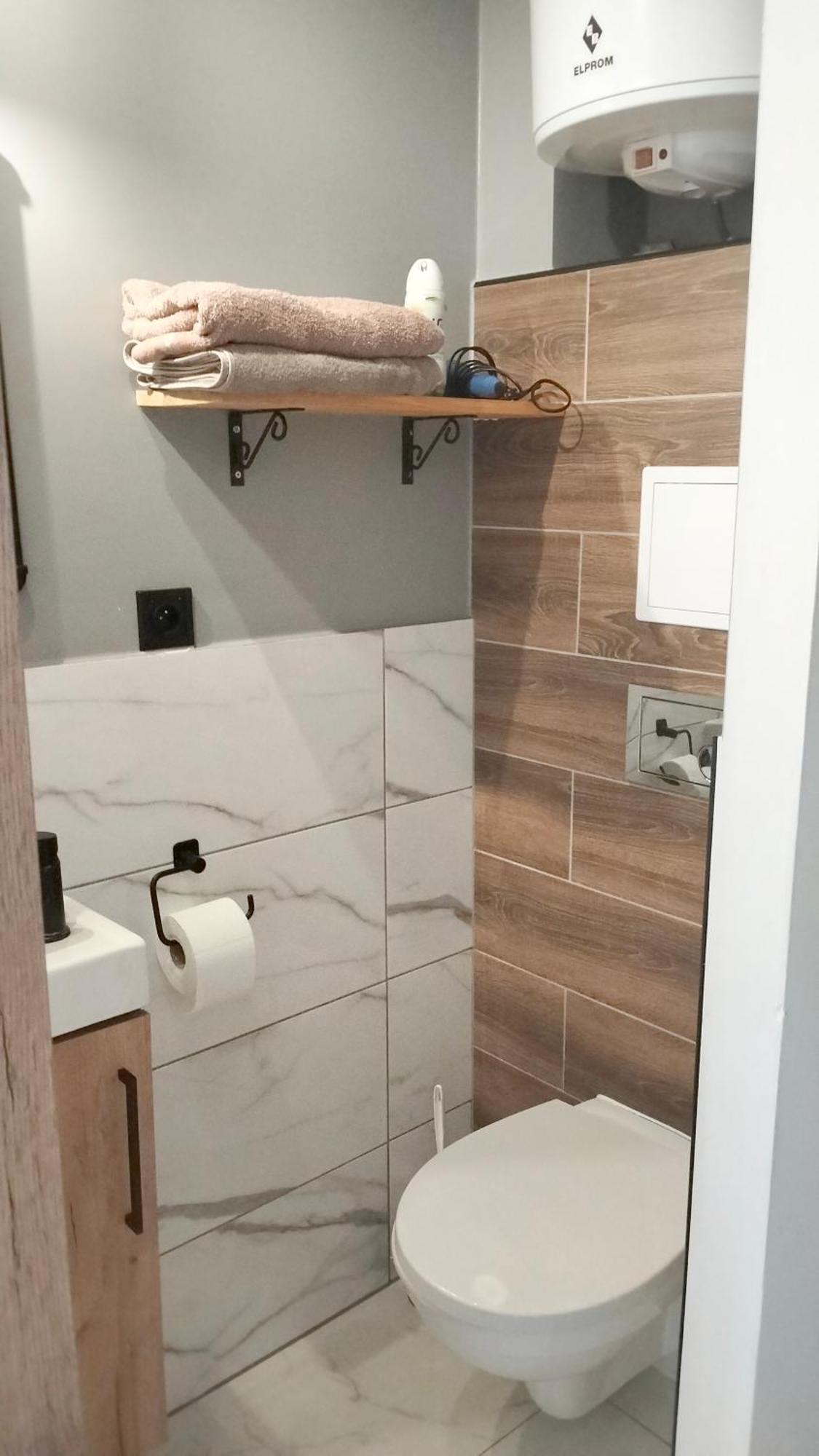 Nighthost Robotnicza 32 M248 Wroclaw Free Parking Apartman Kültér fotó